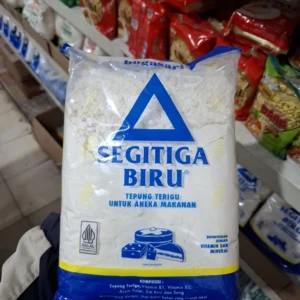 Tepung Terigu Segitiga Biru – Pilihan Terbaik untuk Roti, Kue, dan Masakan Lainnya
